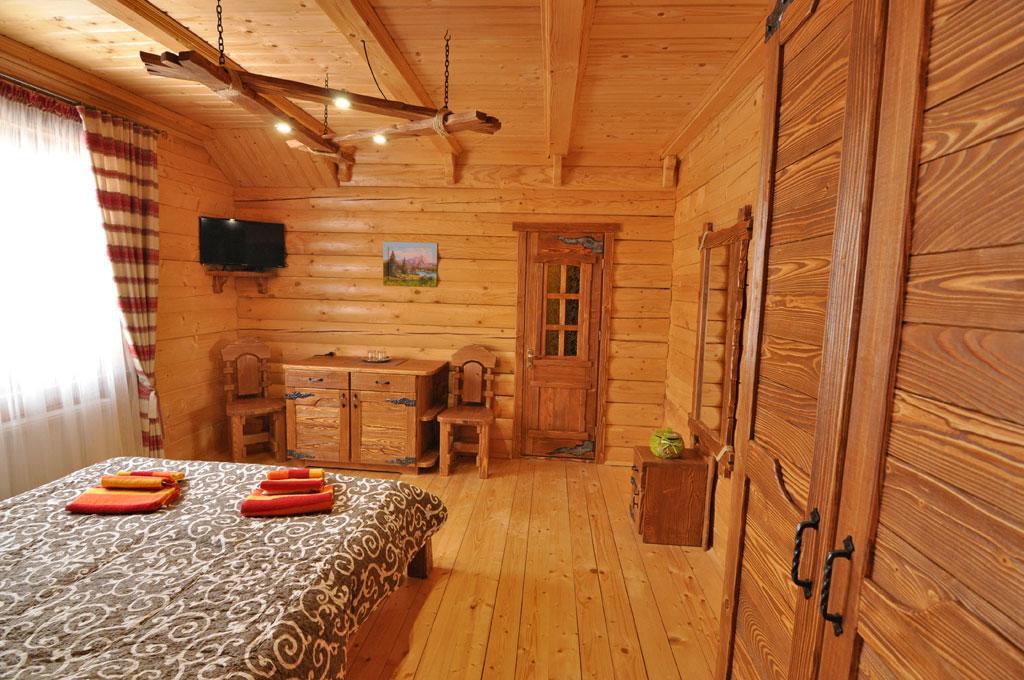 Hotel Dayarta à Skhidnytsia Extérieur photo